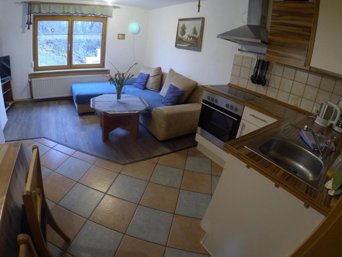 Berghof Apartman Zeulenroda-Triebes Szoba fotó